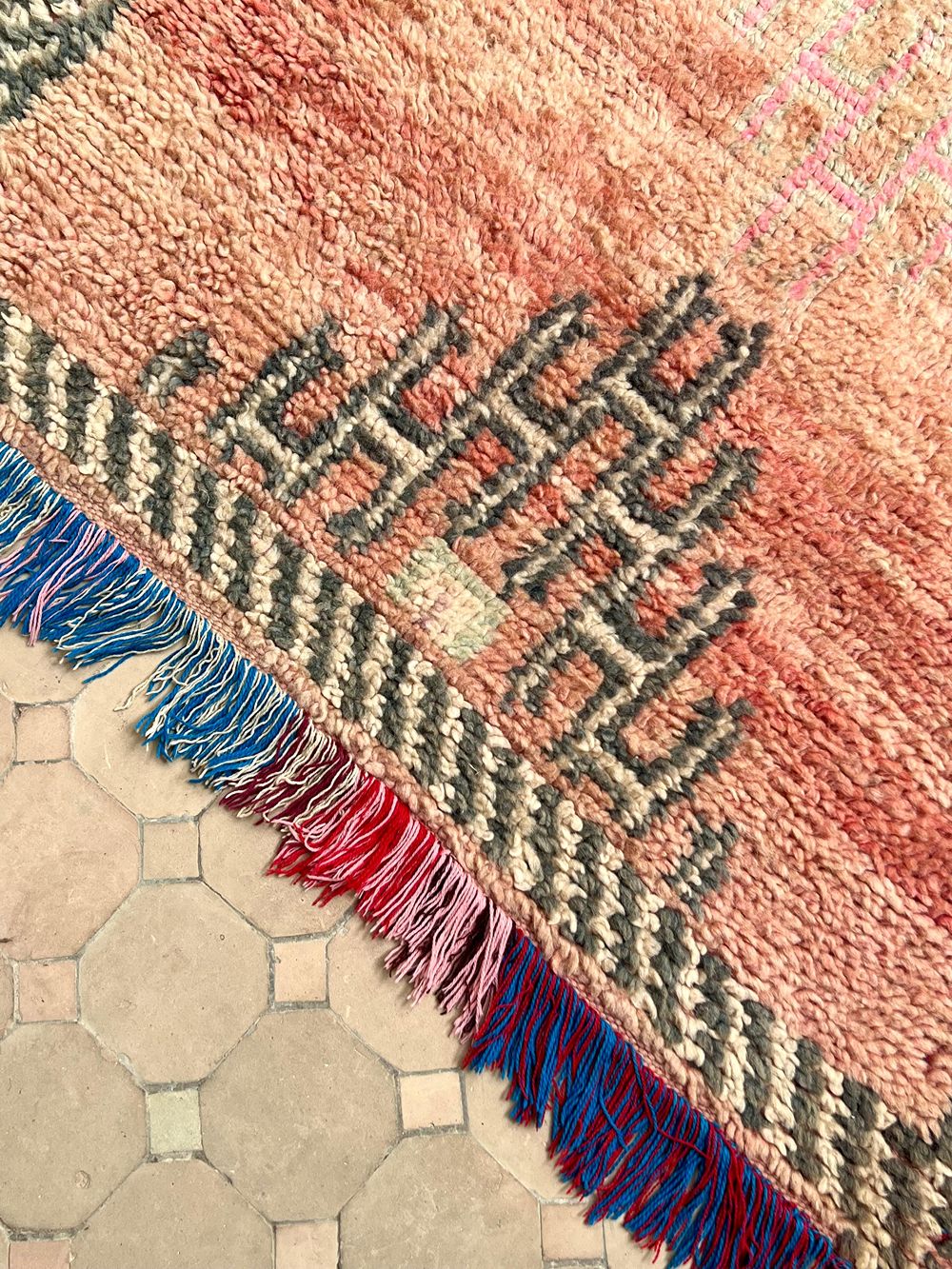 Moroccan Vintage Boujaad runner Rug 330x95cm
