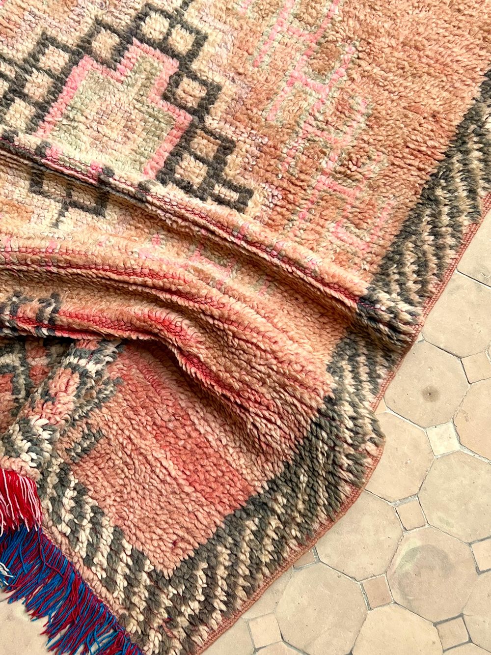 Moroccan Vintage Boujaad runner Rug 330x95cm