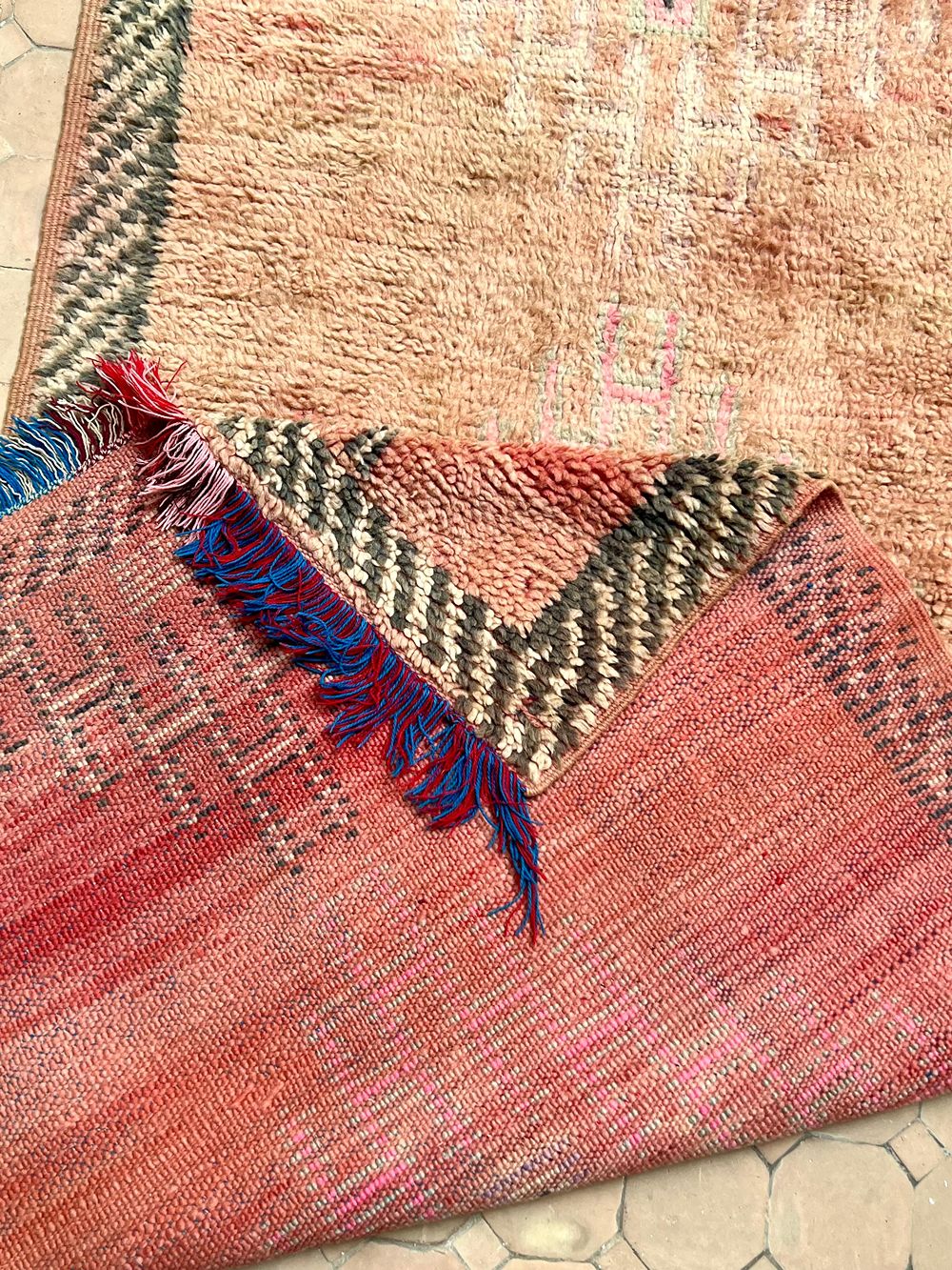 Moroccan Vintage Boujaad runner Rug 330x95cm