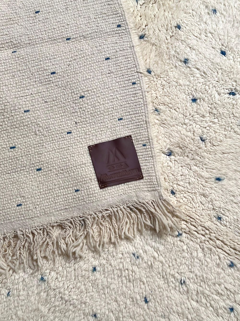 Marokkolainen pilkullinen matto 300x200cm