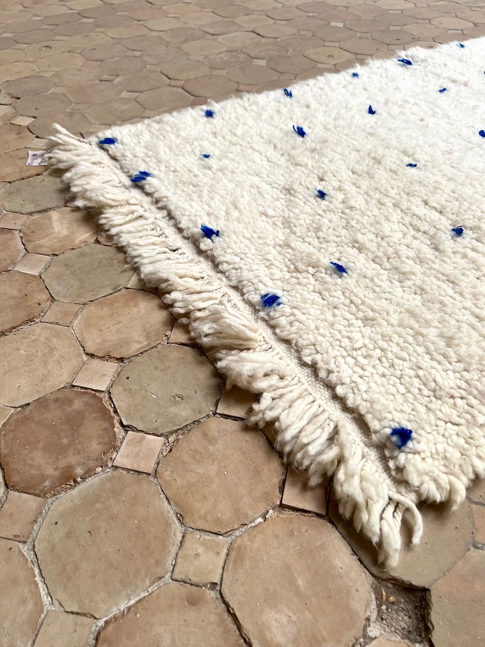 Marokkolainen pilkullinen käytävämatto 280x70cm