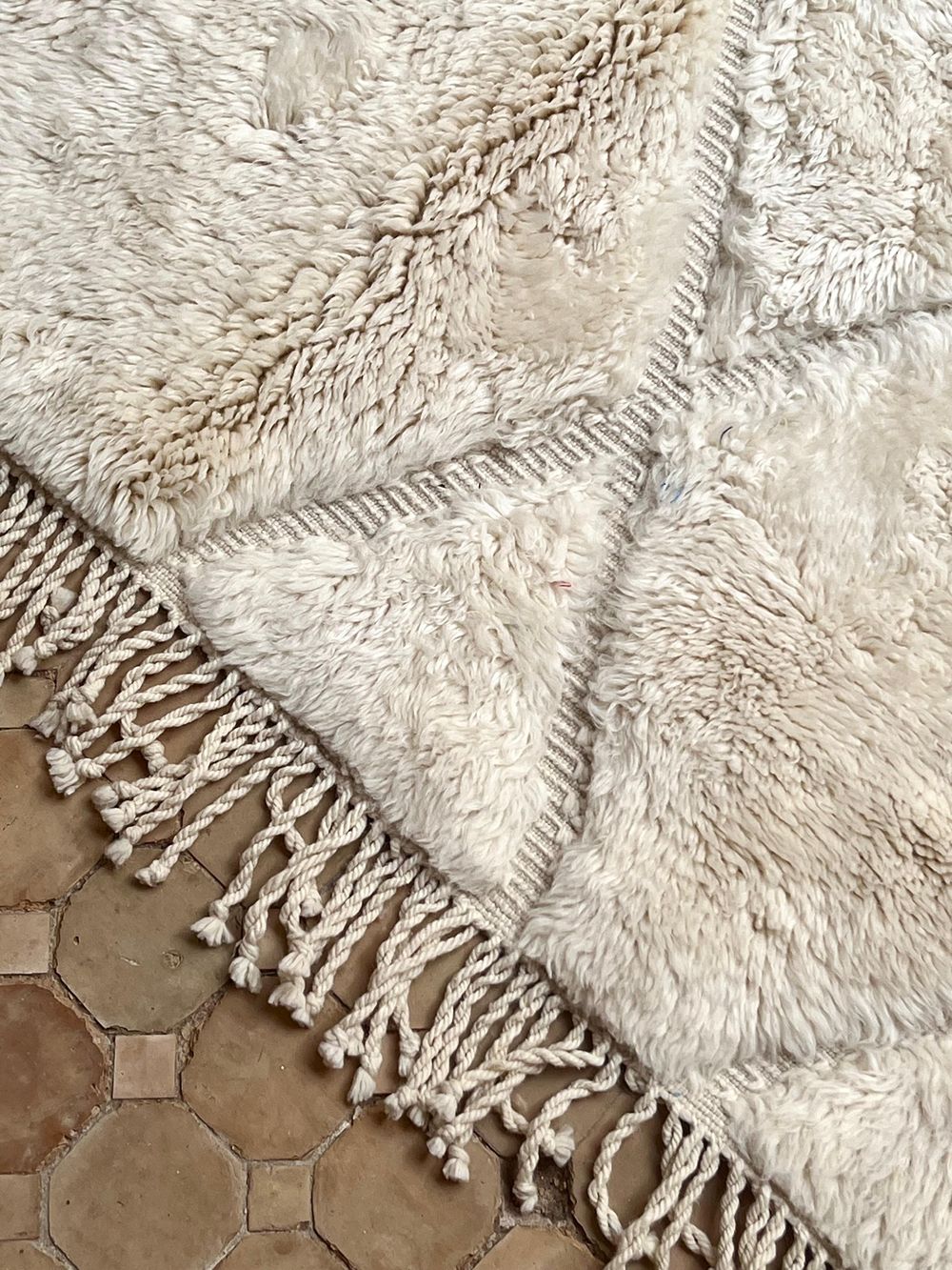Moroccan Mrirt Rug Polar Bear 275x200cm