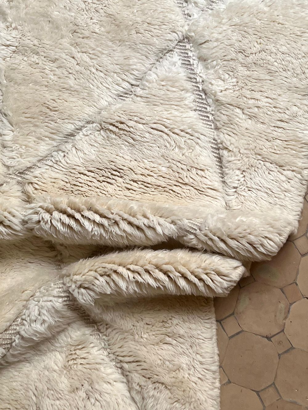 Moroccan Mrirt Rug Polar Bear 275x200cm