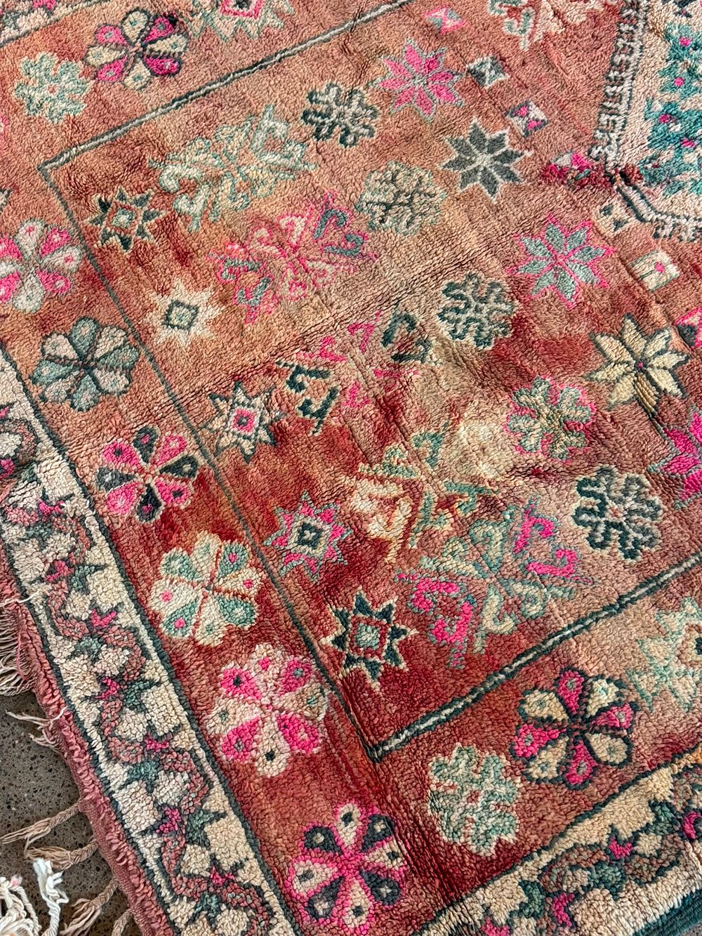 Moroccan Vintage Boujaad Rug 315x200cm