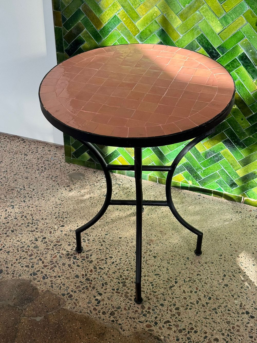 Mosaic Table Pink