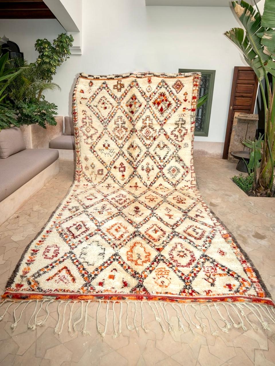 Marokkolainen vintage Beni Ouarain matto 365x200cm