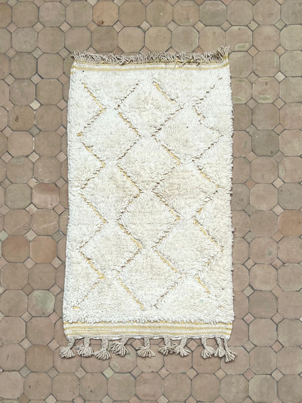 Marokkolainen valkoinen matto 100x60cm