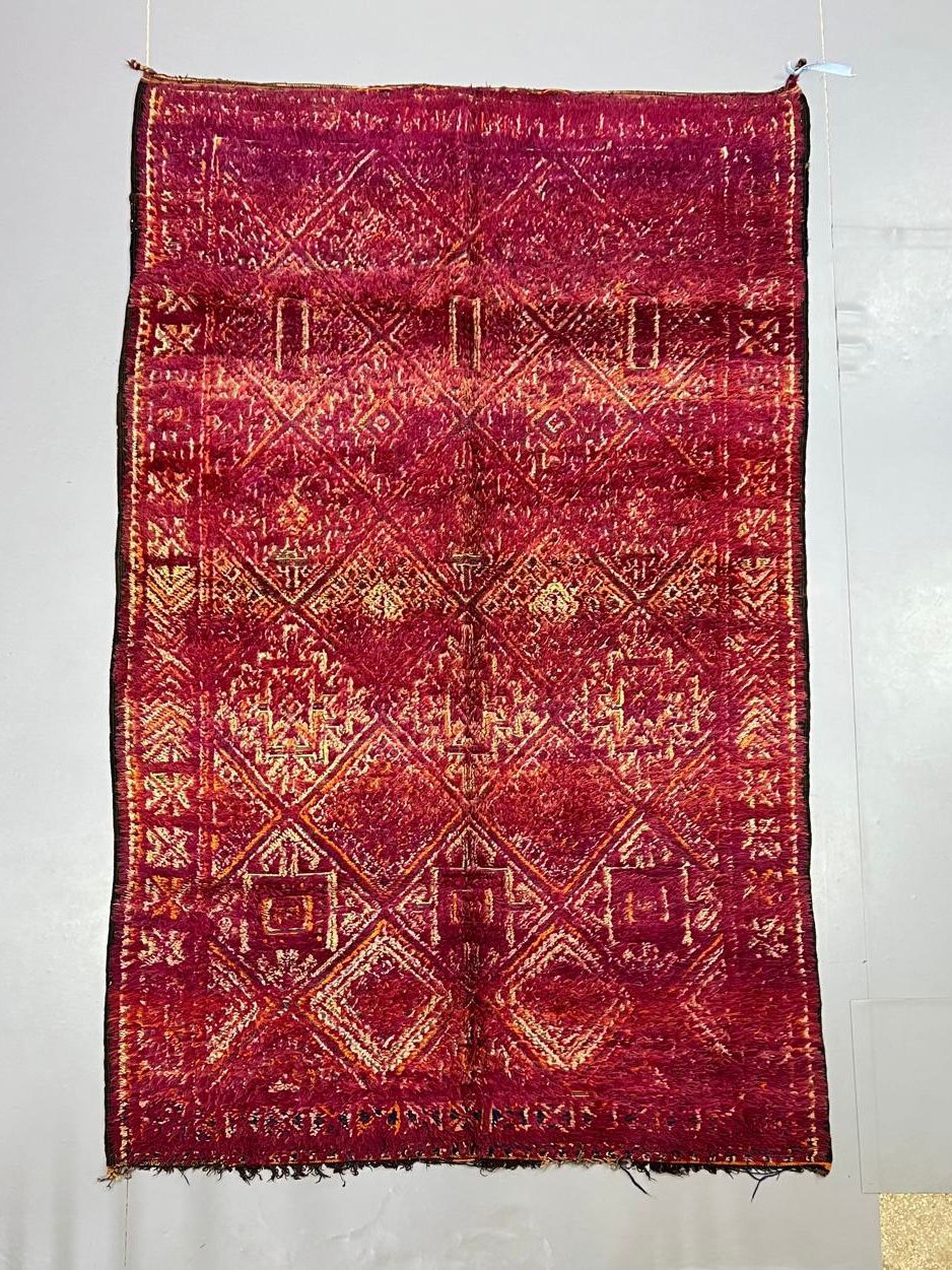 Moroccan Vintage Zayane Rug 315x195cm