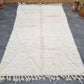Marokkolainen valkoinen matto 245x150cm