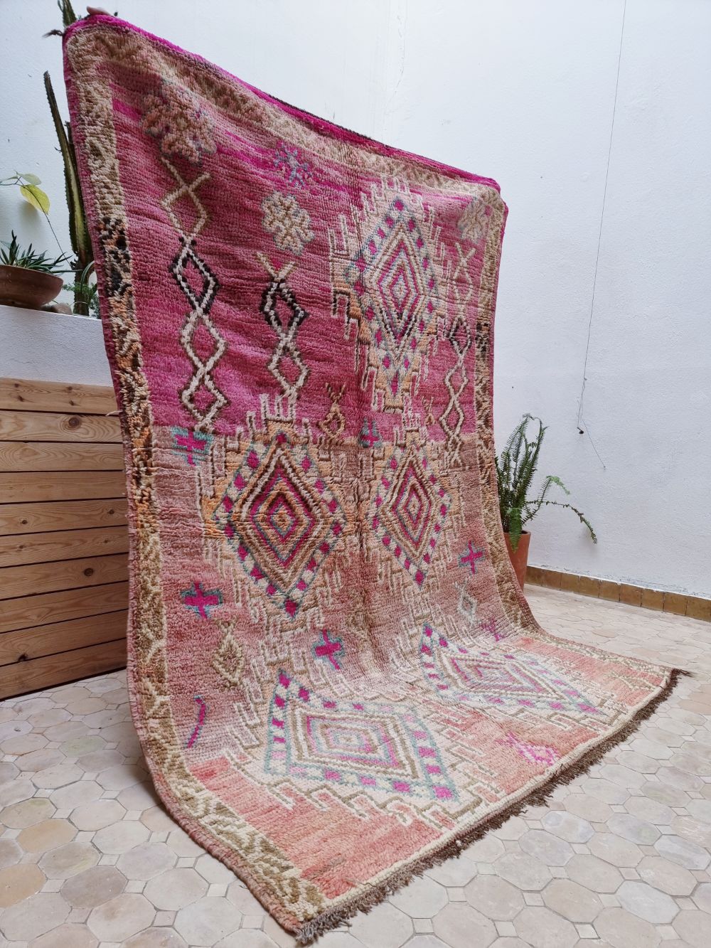 Moroccan Vintage Boujaad Rug 245x160cm