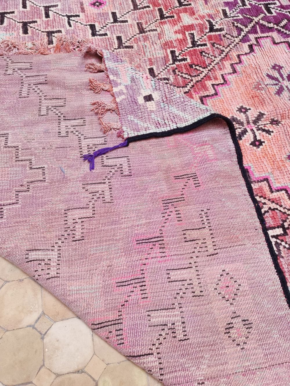 Marokkolainen vintage Boujaad matto 225x170cm